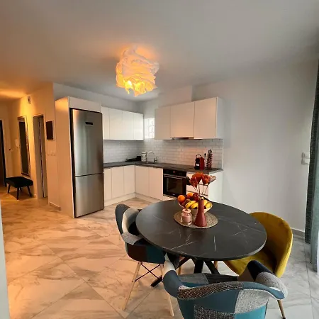 Casa De Tres Hermanos In The Heart Of Apartment *